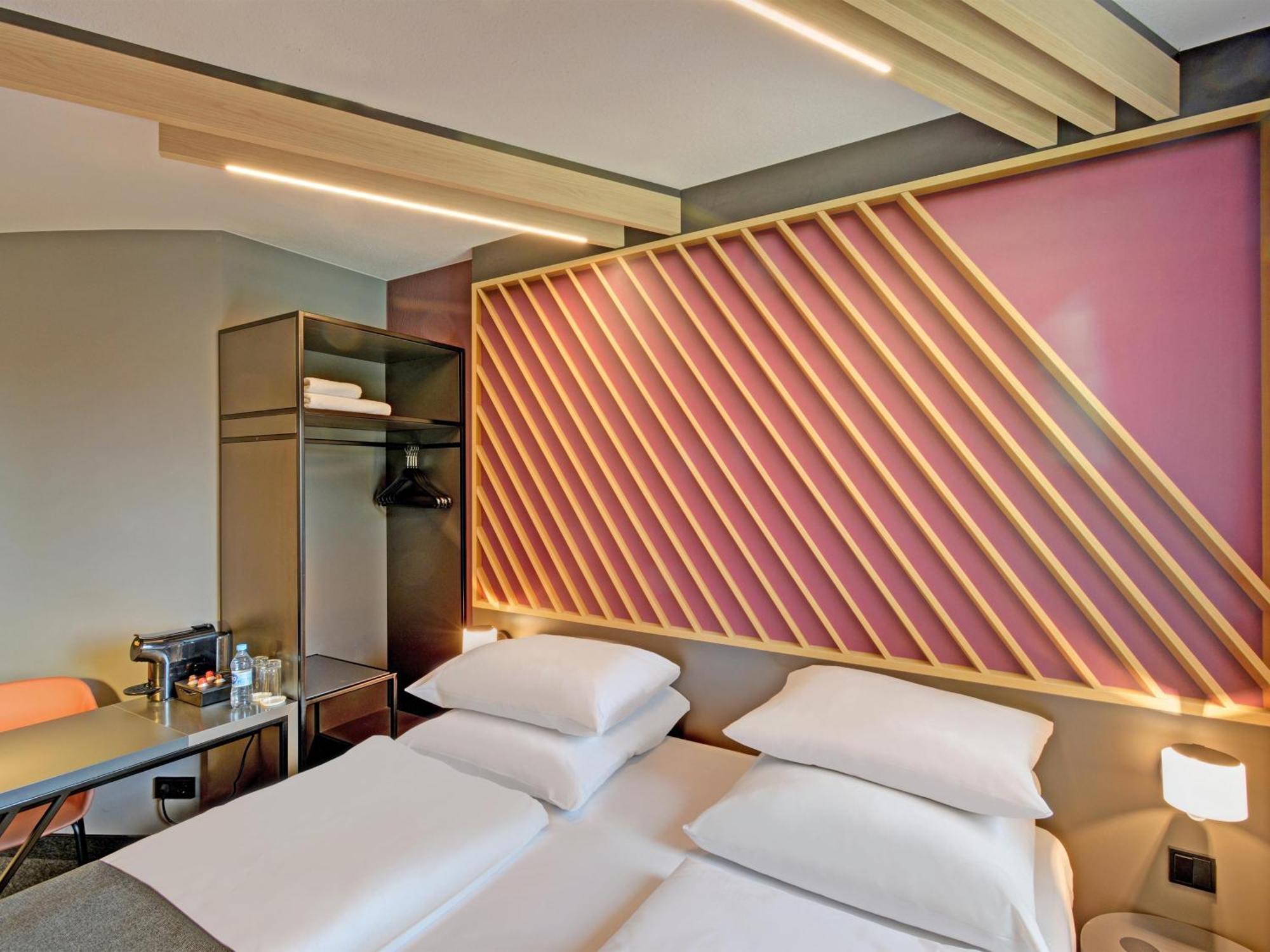 B&B Hotel Kassel-Industriepark Екстериор снимка