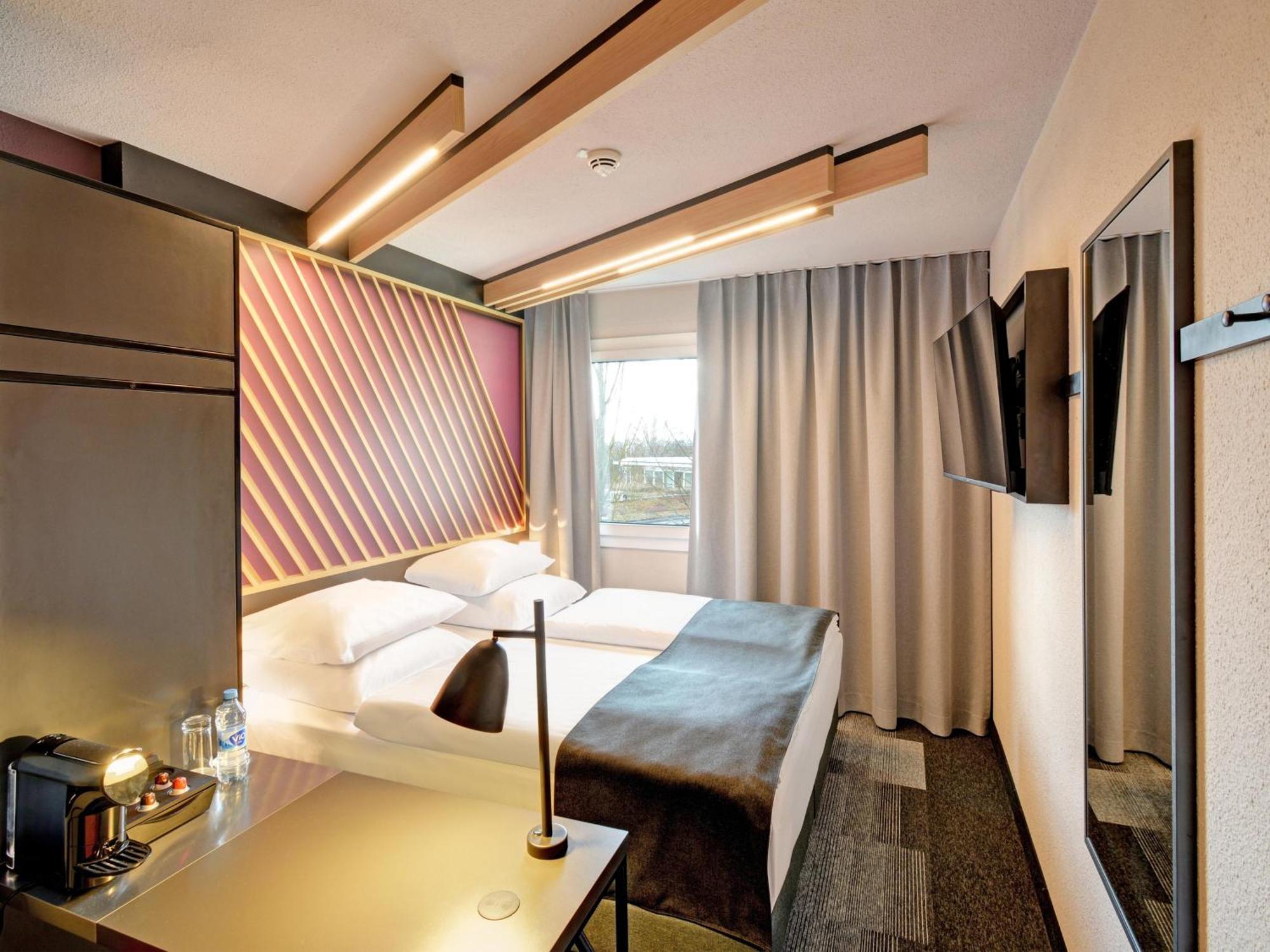 B&B Hotel Kassel-Industriepark Екстериор снимка